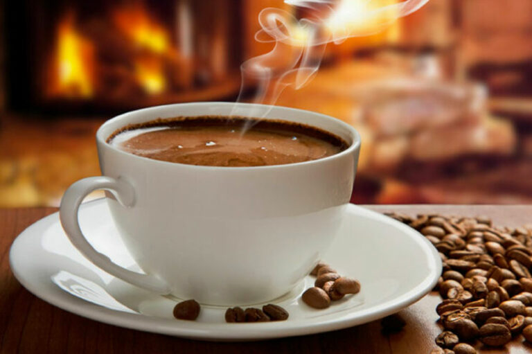 5 foods to avoid to reduce migraine headaches