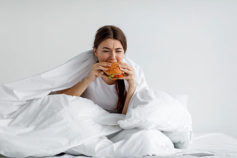 7 unhealthy habits that make mattresses dirty